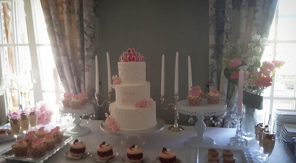 sweet-table sweet-table